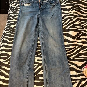 Maurices Straight-Leg Women's Jeans in Medium Blue Wash